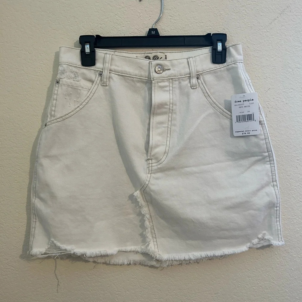 NWT We the Free, Free People Brea Cut Off Skirt Deco White Size 28 Cotton Denim